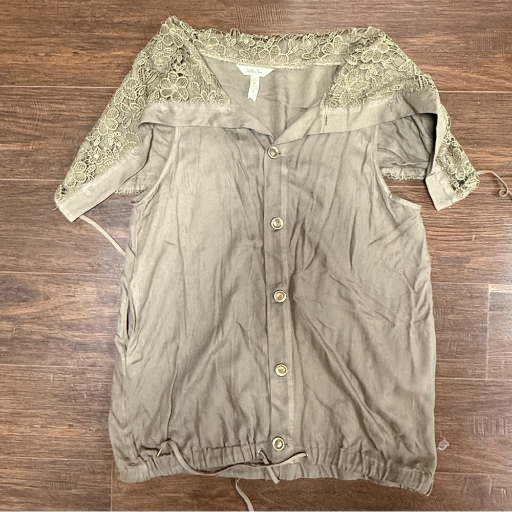 MATILDA JANE OLIVE VEST LACE DETAILING LIKE NEW!